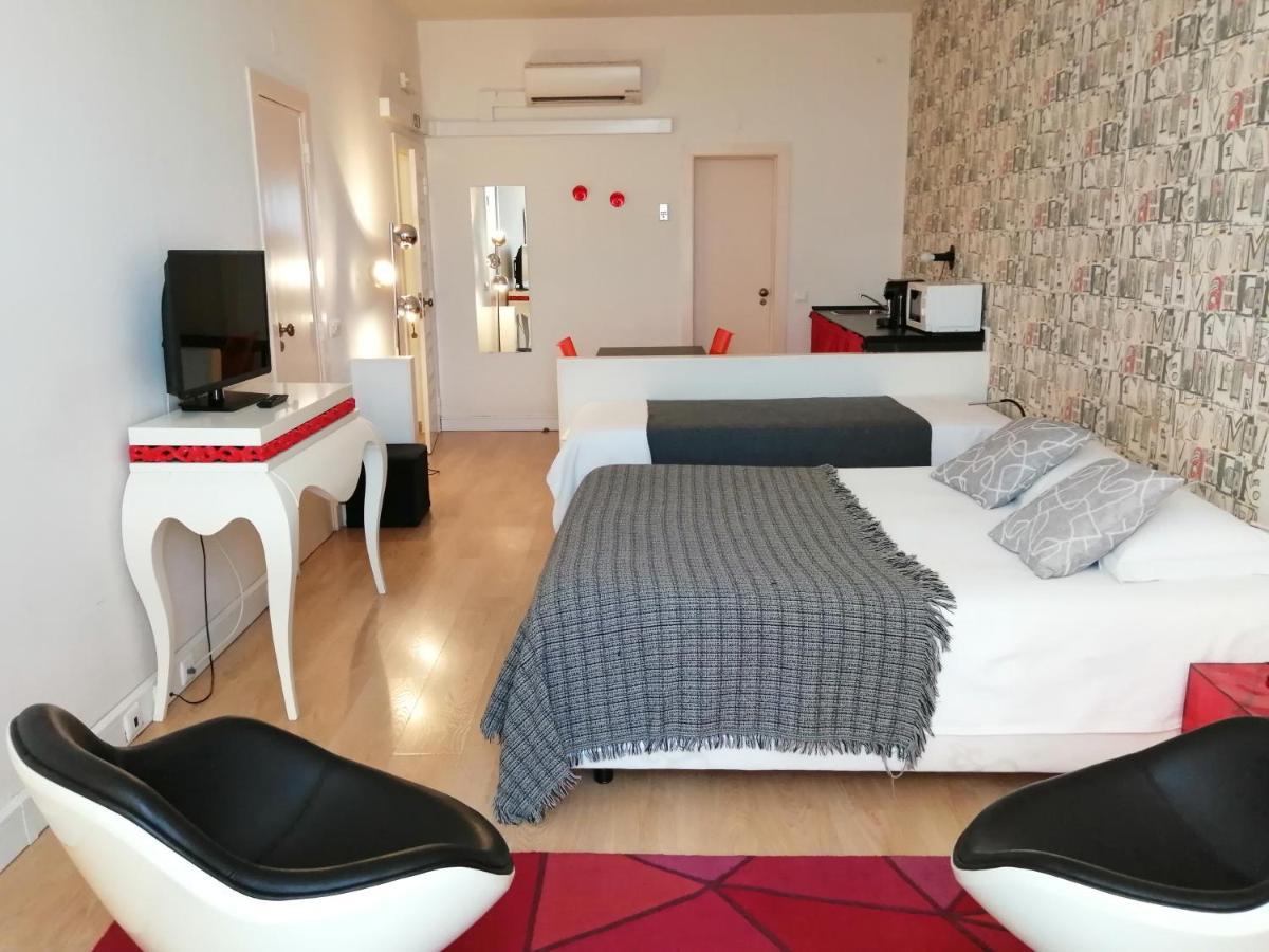 Evora Inn Bagian luar foto