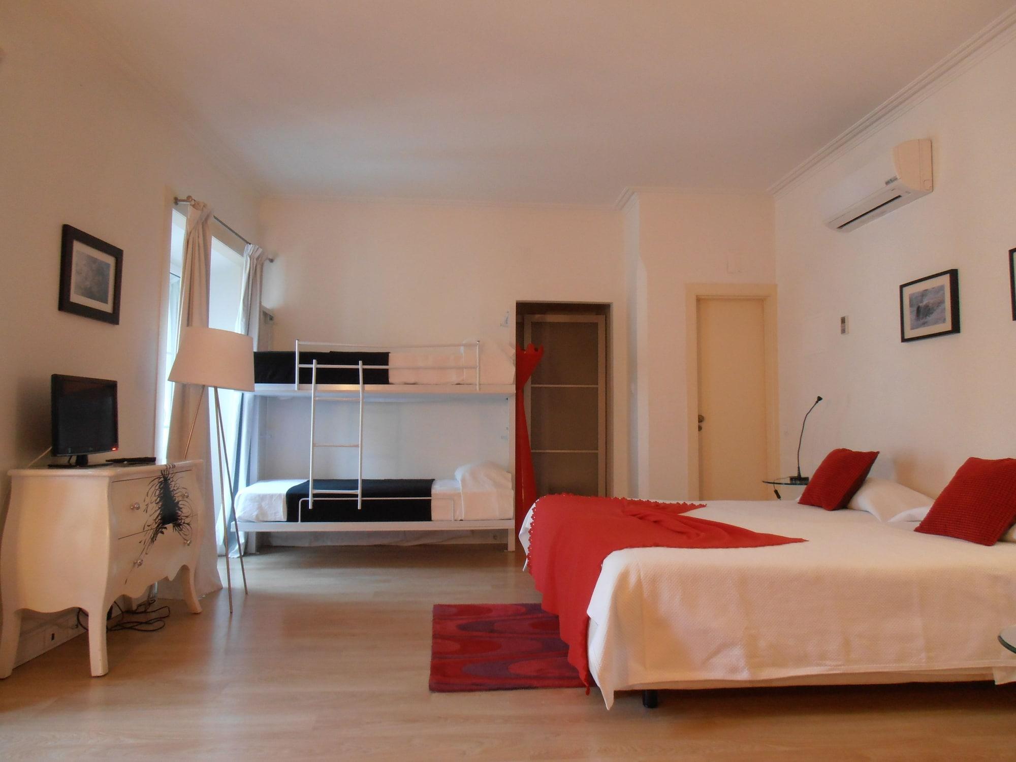 Evora Inn Bagian luar foto