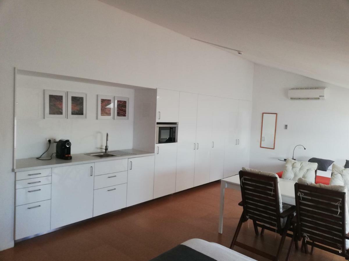 Evora Inn Bagian luar foto